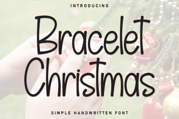 Bracelet Christmas: A Warm and Festive Embroidery Design